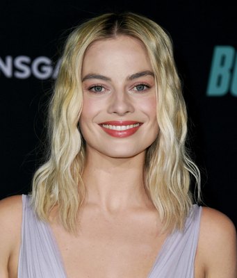 Margot Robbie Poster 3922548