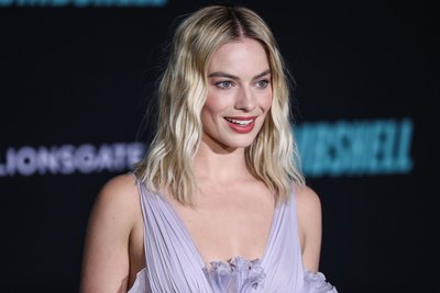 Margot Robbie Poster 3922557
