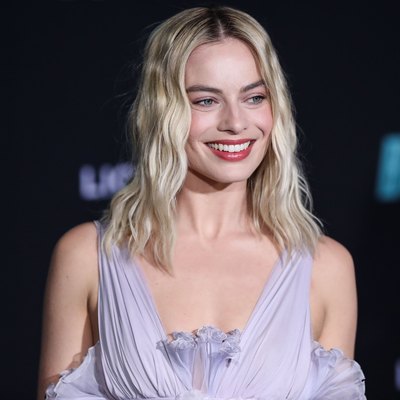 Margot Robbie Poster 3922558