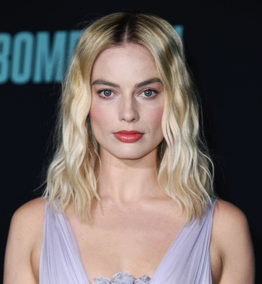Margot Robbie Poster 3922566