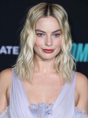 Margot Robbie Poster 3922577