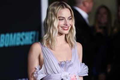 Margot Robbie Poster 3922586