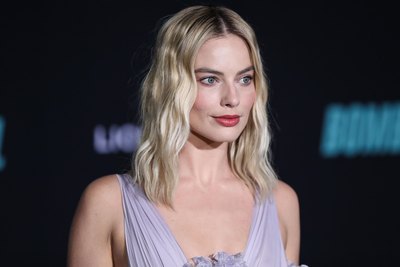 Margot Robbie Poster 3922593