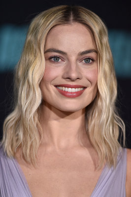 Margot Robbie Poster 3922610