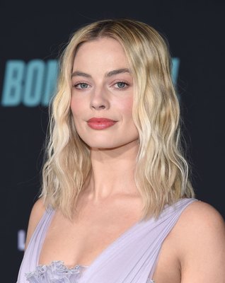 Margot Robbie Poster 3922612