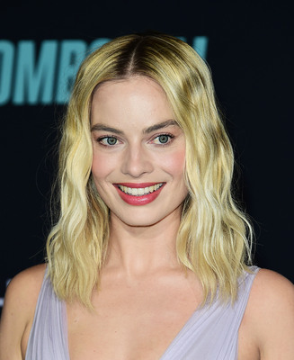Margot Robbie Poster 3922623