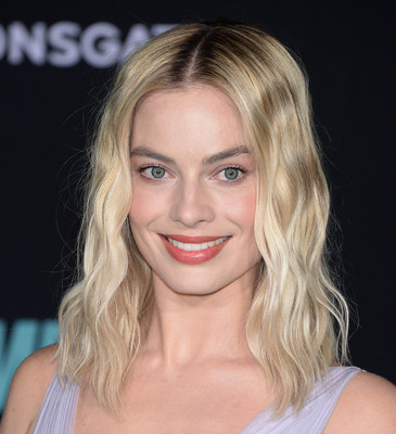 Margot Robbie Poster 3922642
