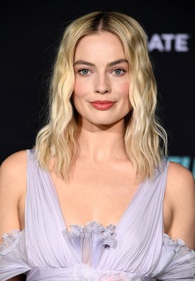 Margot Robbie Poster 3922645