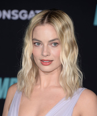 Margot Robbie Poster 3922656