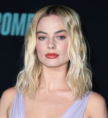 Margot Robbie Poster 3922669