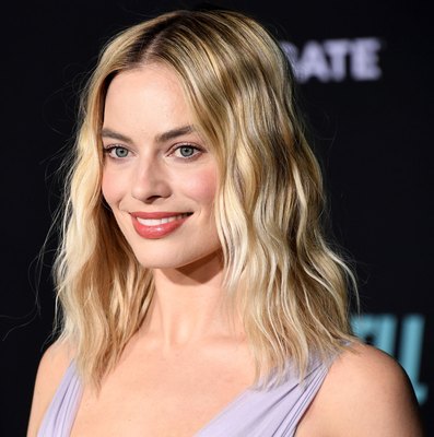 Margot Robbie Poster 3922686