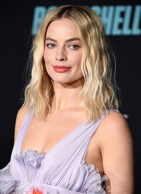Margot Robbie Poster 3922720