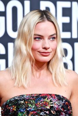 Margot Robbie Poster 3948785