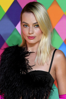 Margot Robbie Poster 3948856