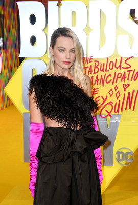 Margot Robbie Poster 3948873