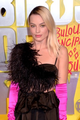 Margot Robbie Poster 3948882