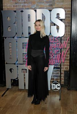 Margot Robbie Poster 3948900