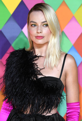 Margot Robbie Poster 3948910