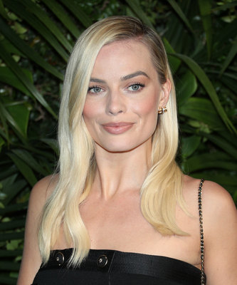 Margot Robbie Poster 3948920