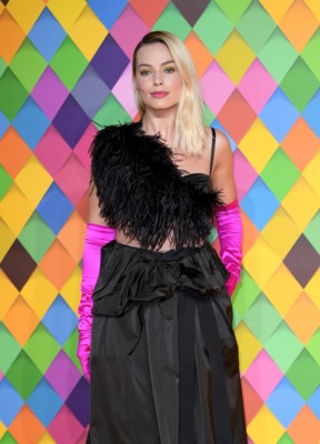 Margot Robbie Poster 3948924