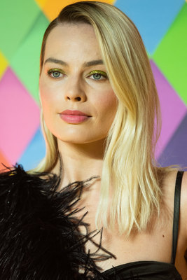 Margot Robbie Poster 3948962