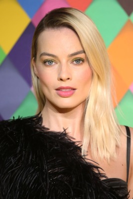Margot Robbie Poster 3948997