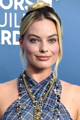 Margot Robbie Poster 3949006