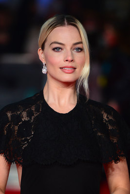 Margot Robbie Poster 3949007