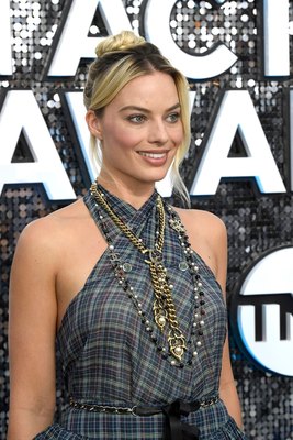 Margot Robbie Poster 3949010