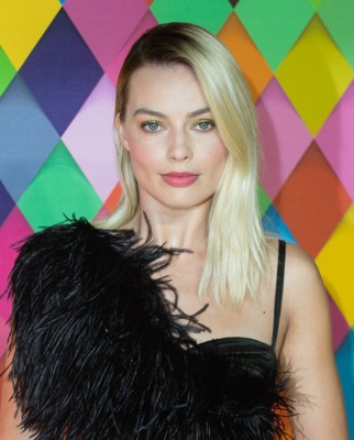 Margot Robbie Poster 3949020