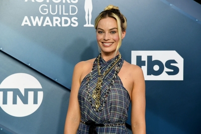 Margot Robbie Poster 3949035