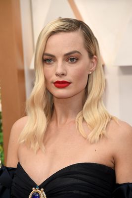 Margot Robbie Poster 3949040