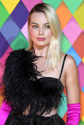 Margot Robbie Poster 3949049
