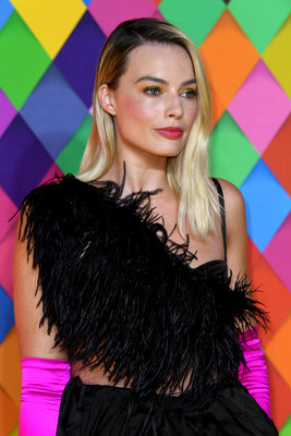 Margot Robbie Poster 3949064