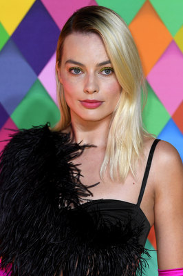 Margot Robbie Poster 3949068