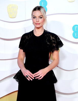 Margot Robbie Poster 3949073