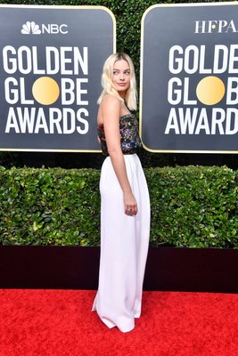 Margot Robbie Poster 3949085
