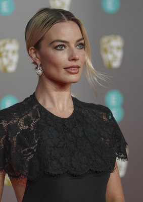 Margot Robbie Poster 3949131