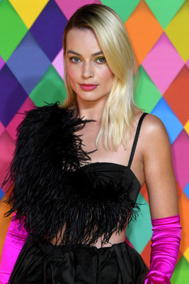 Margot Robbie Poster 3949162