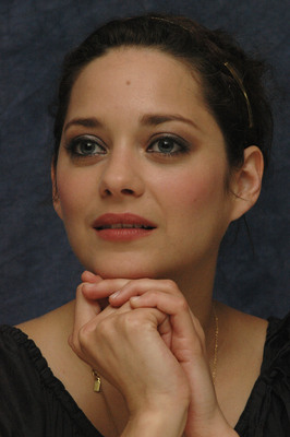 Marion Cotillard Poster 2295068