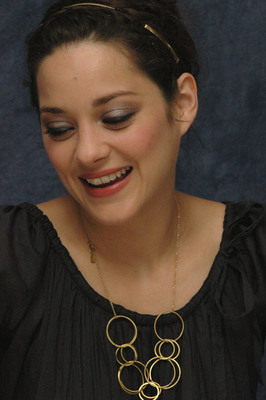 Marion Cotillard Poster 2295077