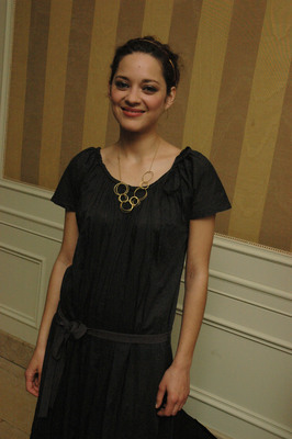 Marion Cotillard Poster 2295104