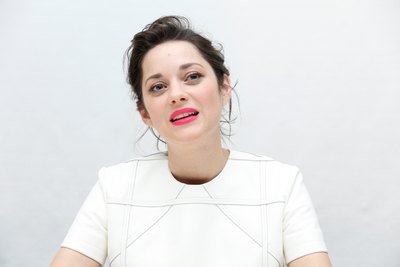 Marion Cotillard Poster 2591947