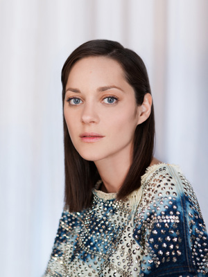 Marion Cotillard Poster 3681567