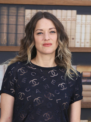 Marion Cotillard Poster 3903653