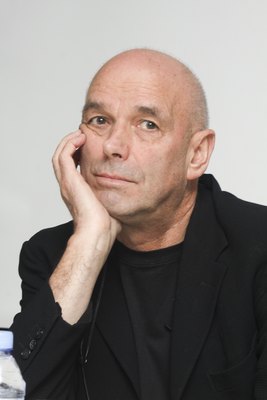 Martin Campbell Poster 2309889