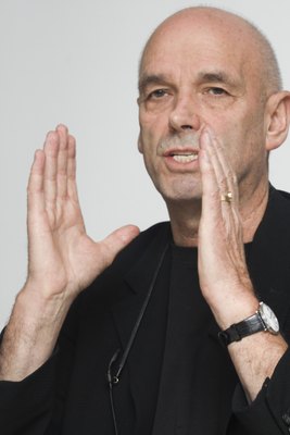 Martin Campbell Poster 2309892