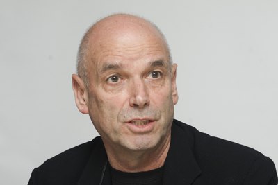 Martin Campbell Poster 2309903