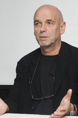 Martin Campbell Poster 2309906