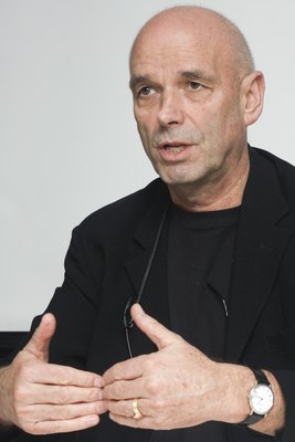 Martin Campbell Poster 2309921